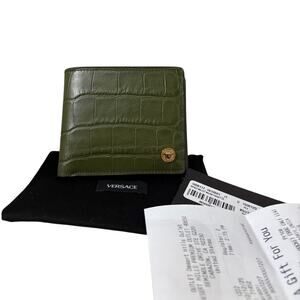 Versace men’s Olive Green Croc-Embossed wallet
